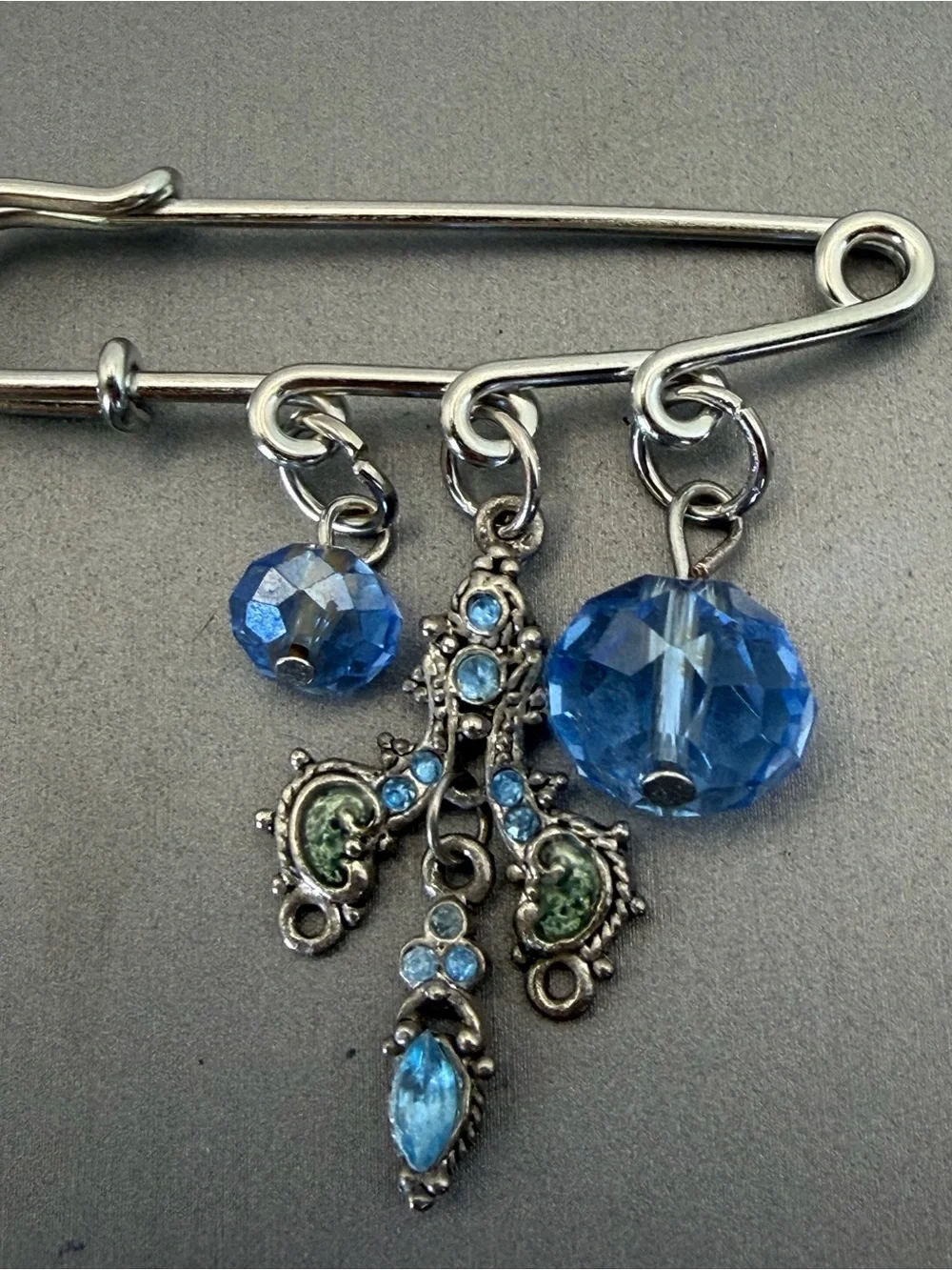N/A elegant blue